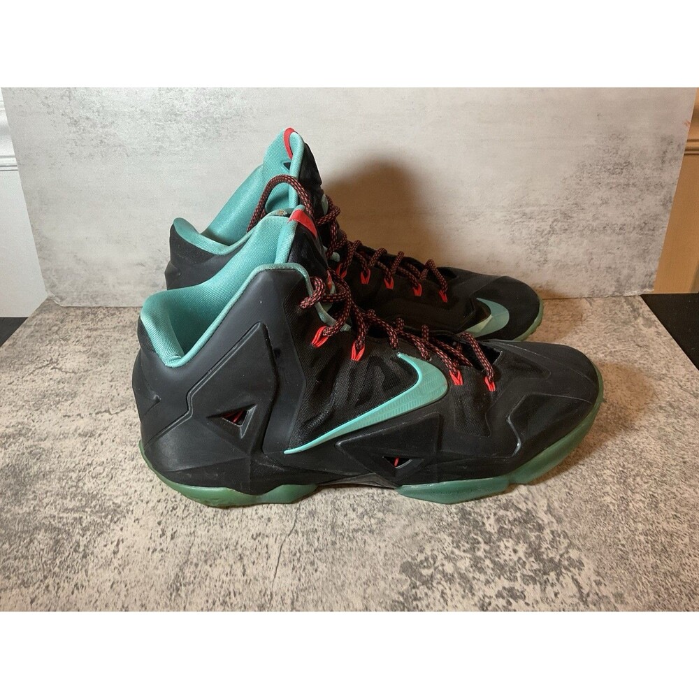 Nike Lebron 11 XI Diffused Jade Black Size 12 Sneakers 616175-004